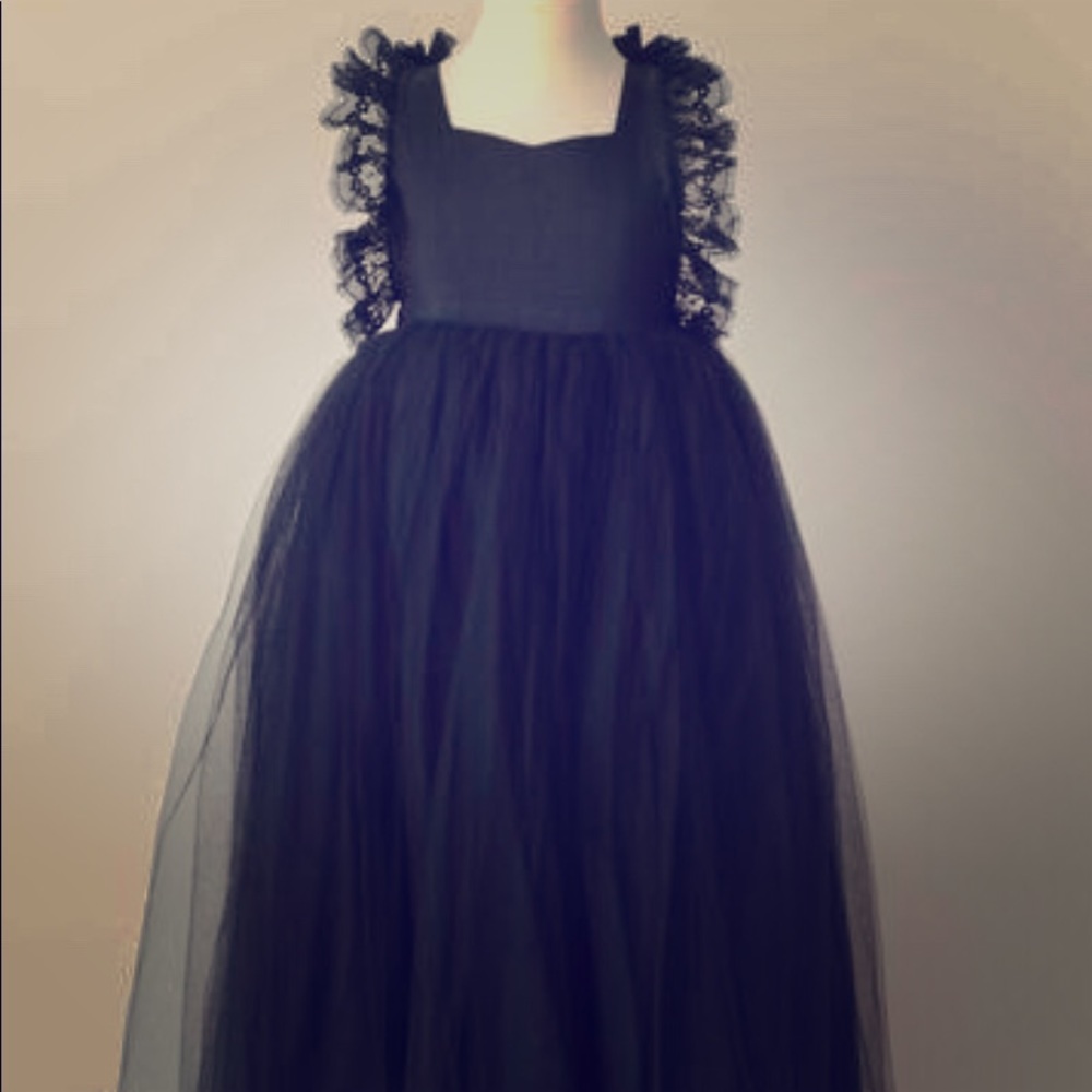 Size 0 Black Beauty